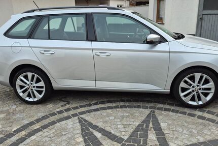 Skoda Fabia 166.300 km 6.650 &euro; Cottbus 03044