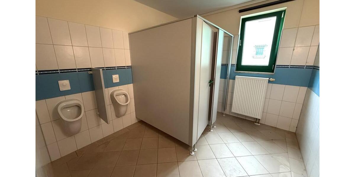 Große Gewerbeeinheit mit Glasfaseranschluss in Peitz zu vermieten! zimmer