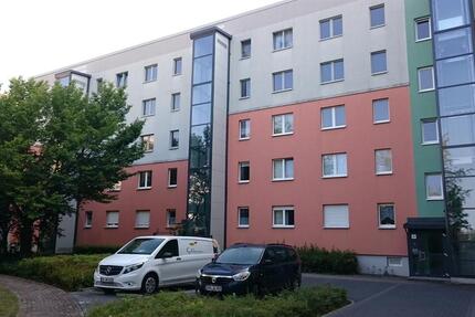 1 Raumwohnung mit Abstellkammer 1 zimmer