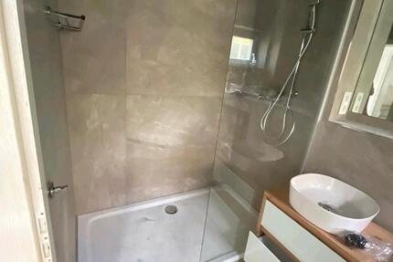 helle Wohnung im Souterrain zu vermieten zimmer