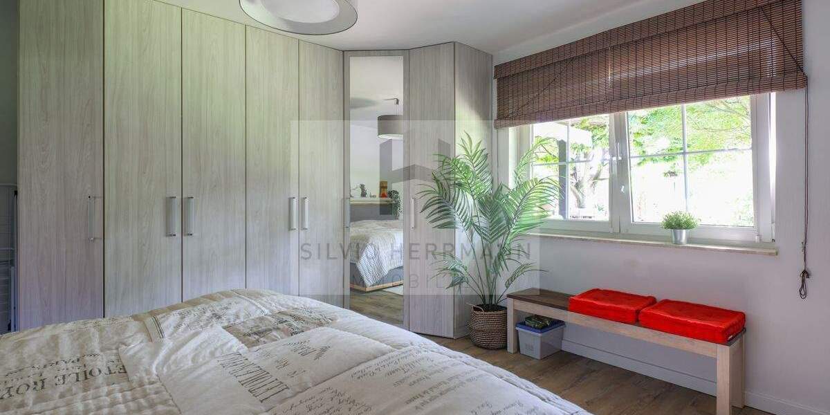 Viel Komfort auf einer Ebene 4 zimmer