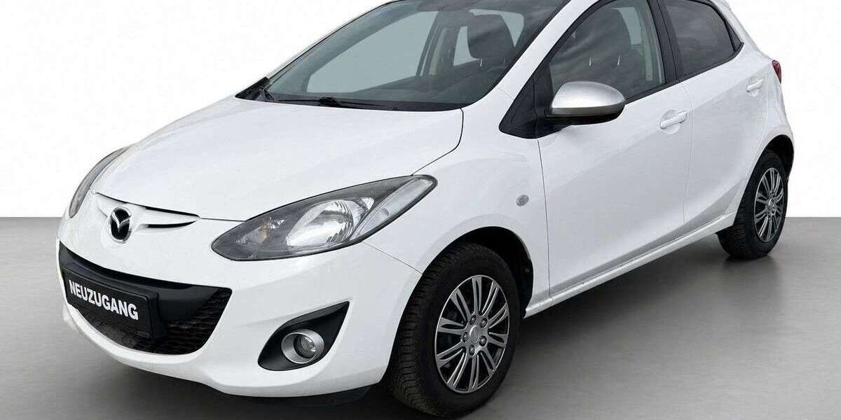 Mazda 2 65.888 km 7.777 &euro; Cottbus 03044