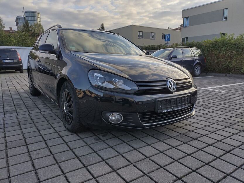 VW Golf 238.200 km 3.990 € Cottbus 03050