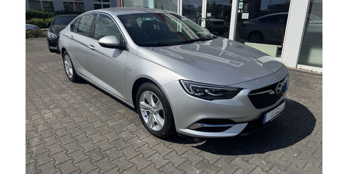 Opel Insignia 45.548 km 15.860 &euro; Cottbus 03051