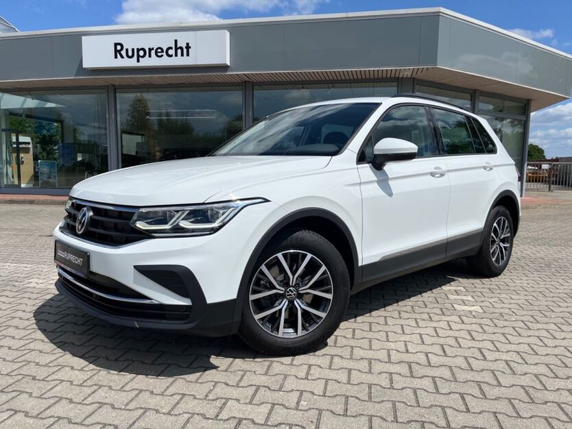 VW Tiguan 37.900 km 24.890 € Guben 03172
