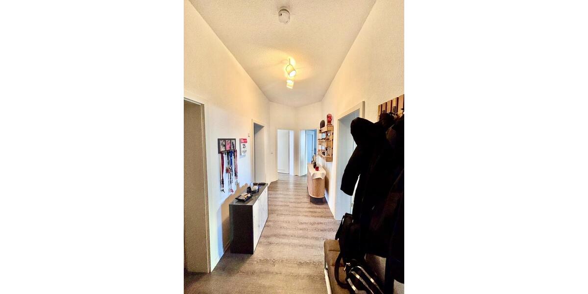 Erdgeschoßwohnung Cottbus - 3 Zimmer, 97 m&sup2;, 925&euro; | Angebot:25238781