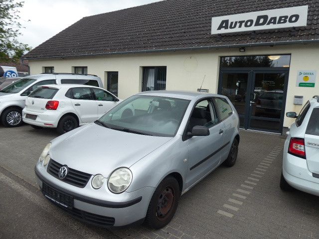 VW Polo 209.542 km 599 &euro; Jaenschwalde 03197