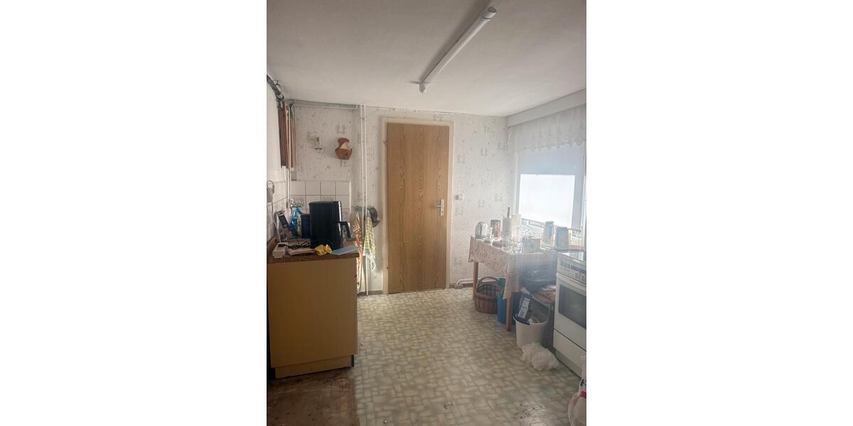 Einfamilienhaus Kolkwitz - 6 Zimmer, 180 m&sup2;, 150.000&euro; | Angebot:27181410