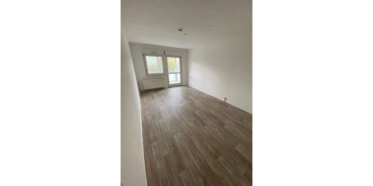 Etagenwohnung Cottbus Spremberger Vorstadt - 3 Zimmer, 61 m&sup2;, 440&euro; | Angebot:26266085