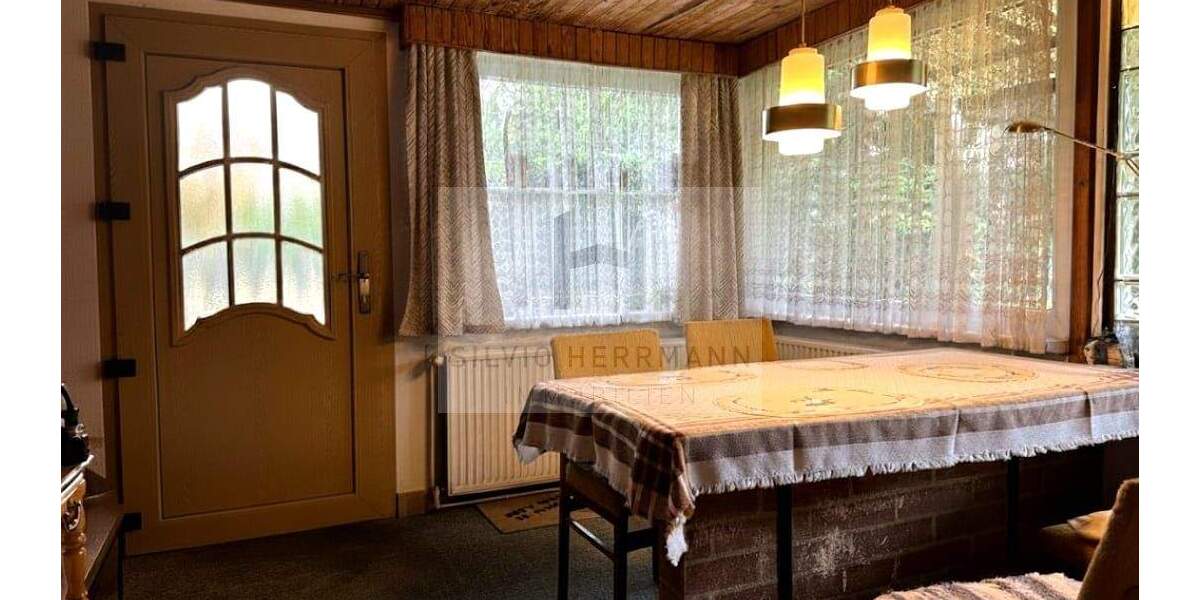 Ruhig und zentral - Einfamilienhaus auf weitläufigem Grundstück 5 zimmer