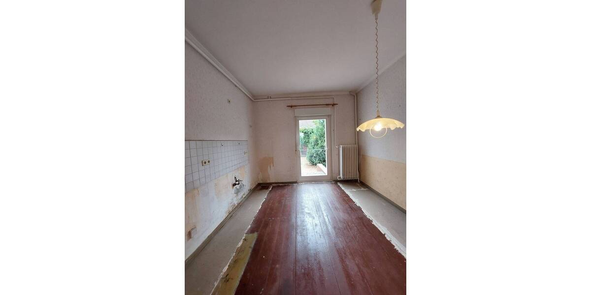 Großzügiges Einfamilienhaus mit Nebengelass im Cottbuser Süden zu verkaufen! 4 zimmer