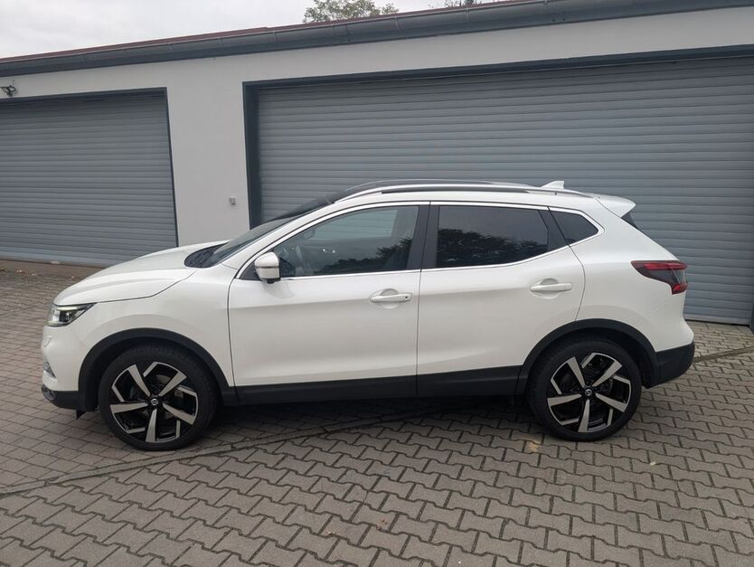 Nissan Qashqai 85.400 km 15.325 € Spremberg 03130