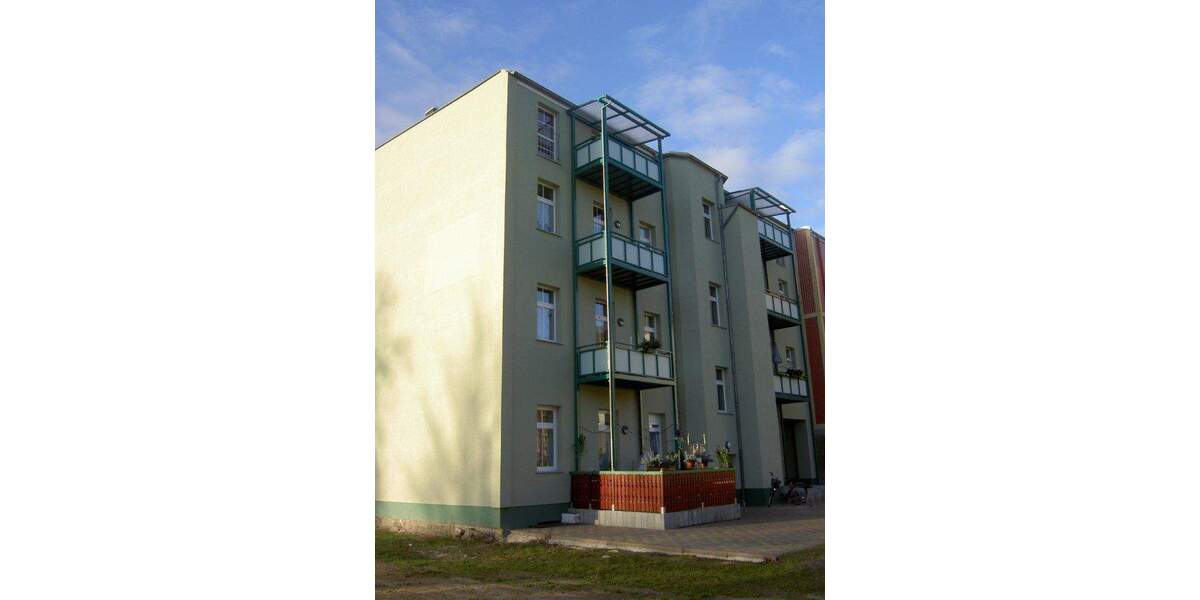 Etagenwohnung Forst (Lausitz) Forst-Stadt - 3 Zimmer, 65 m&sup2;, 359&euro; | Angebot:25909264
