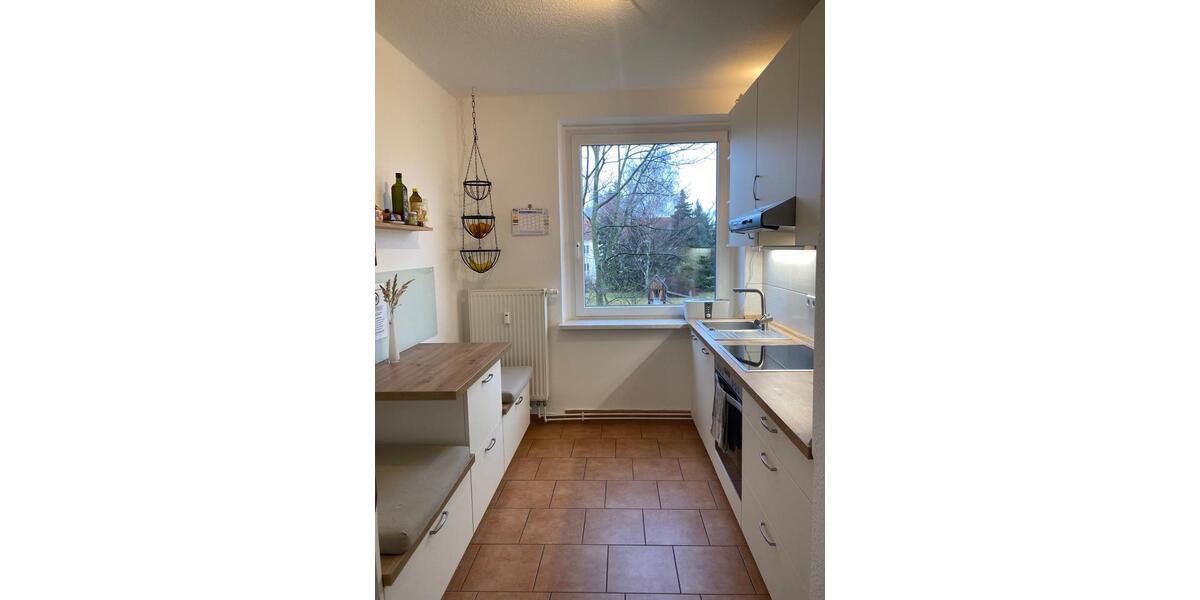 4 ZKB mit Balkon + Einbauküche im 4-Familienhaus in ruhiger Lage 4 zimmer