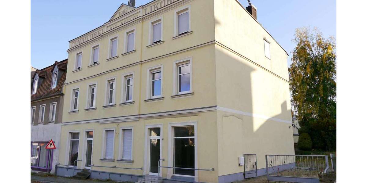 Einfamilienhaus Döbern - 8 Zimmer, 275 m&sup2;, 129.000&euro; | Angebot:25197210