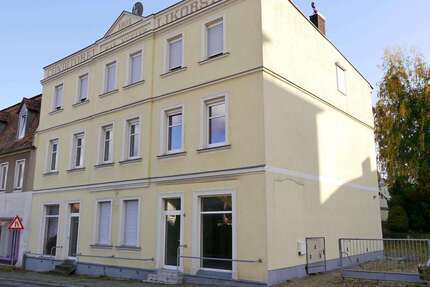 Haus Döbern - 8 Zimmer, 275 m&sup2;, 129.000&euro; | Angebot:25197210