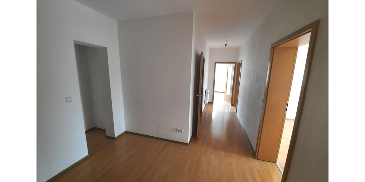 Etagenwohnung Welzow - 3 Zimmer, 84 m&sup2;, 454&euro; | Angebot:19443360