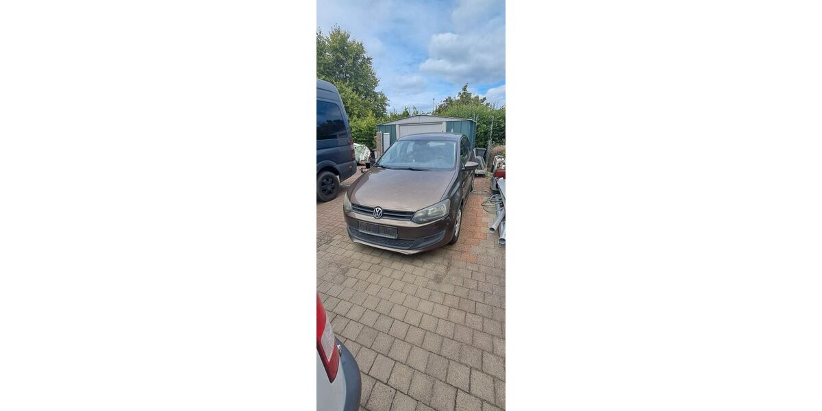 VW Polo 109.683 km 5.890 &euro; Cottbus 03051
