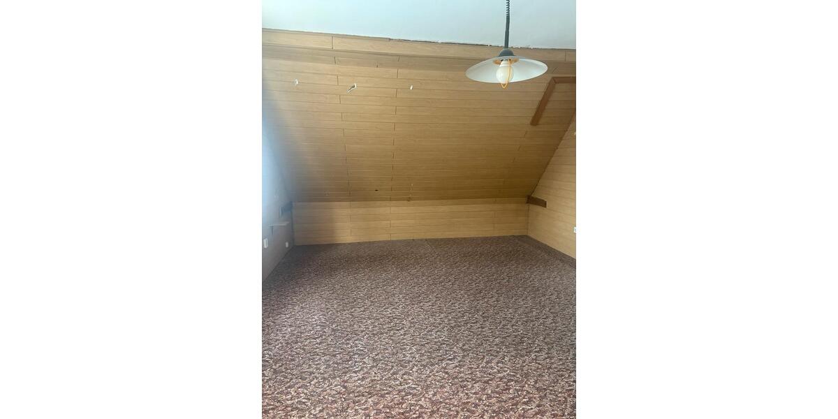 Einfamilienhaus Kolkwitz - 6 Zimmer, 180 m&sup2;, 150.000&euro; | Angebot:27181410