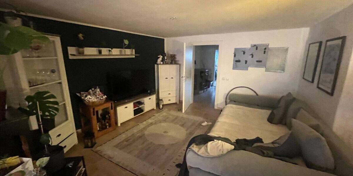Etagenwohnung Cottbus Mitte - 2 Zimmer, 83 m&sup2;, 581&euro; | Angebot:25663920