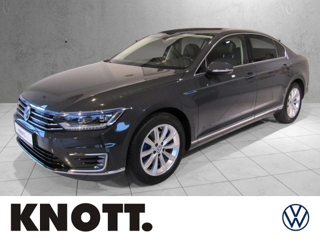 VW Passat 106.327 km 18.949 € Cottbus 03044