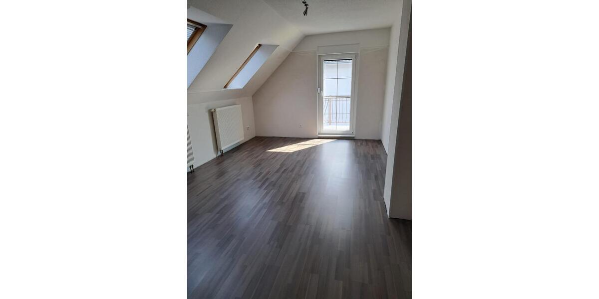 Etagenwohnung Spremberg - 4 Zimmer, 107 m&sup2;, 1.100&euro; | Angebot:26317887