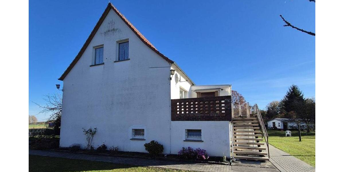 Einfamilienhaus Drebkau - 6 Zimmer, 140 m&sup2;, 159.000&euro; | Angebot:23973188