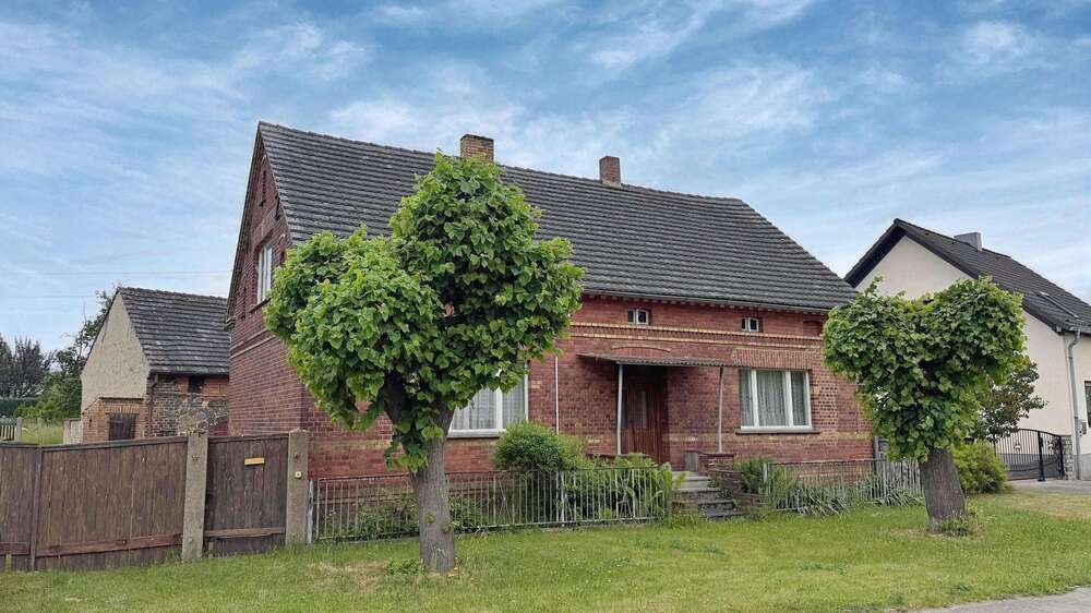 Einfamilienhaus Wiesengrund - 5 Zimmer, 110 m&sup2;, 65.000&euro; | Angebot:26941682