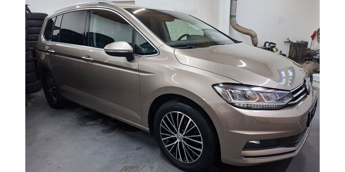 VW Touran 81.218 km 19.990 &euro; Cottbus 03042
