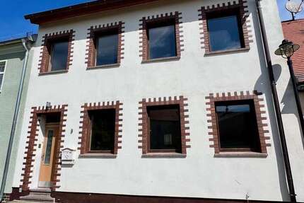 Haus zum Kaufen in Lübbenau 399.000 € 120 m²