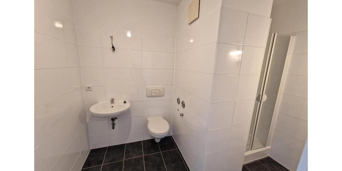 Etagenwohnung Cottbus Sachsendorf - 3 Zimmer, 70 m&sup2;, 406&euro; | Angebot:25265300