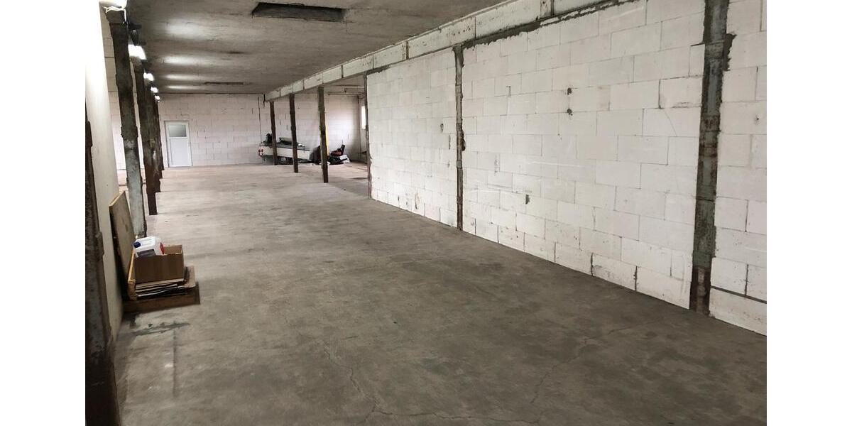 Lagerhalle , Gewerbehalle , Halle, Oldtimerhalle ab Januar 2026 zimmer