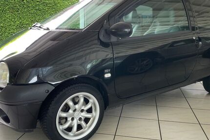 Renault Twingo 152.000 km 1.790 &euro; Eichow 03099