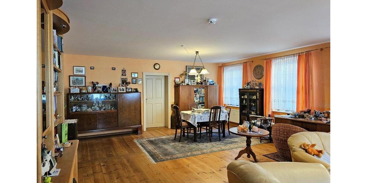 Etagenwohnung Spremberg - 4 Zimmer, 105 m&sup2;, 900&euro; | Angebot:26022789