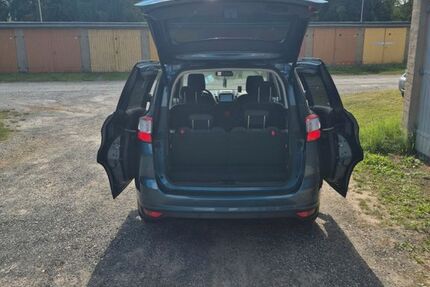 Ford Grand C-Max 39.500 km 14.500 &euro; Cottbus 03046