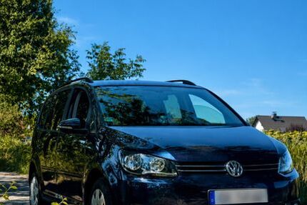 VW Touran 83.000 km 8.999 &euro; Kolkwitz 03099