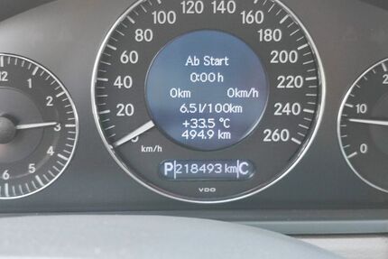 Mercedes-Benz E 200 218.500 km 4.800 &euro; Forst 03149