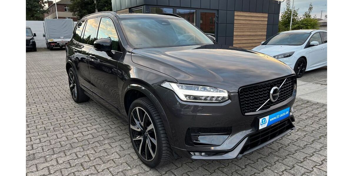 Volvo XC90 24.209 km 53.900 € Cottbus 03050