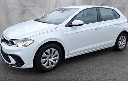 VW Polo 23.933 km 17.490 € Senftenberg 01968