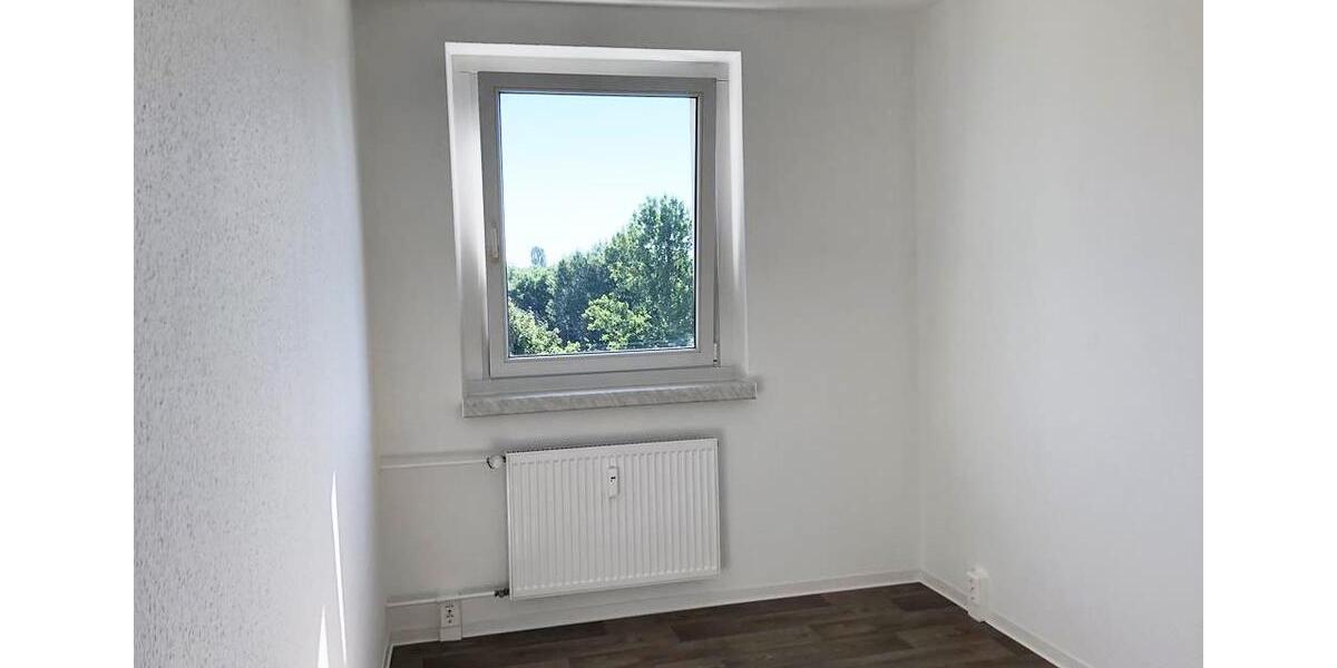 Nur sechs Stufen in die neue Wohnung! Ab 01.03.2026 zu vermieten! 3 zimmer