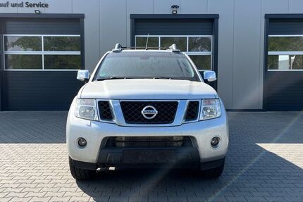 Nissan Navara 377.696 km 3.999 &euro; Cottbus 03044