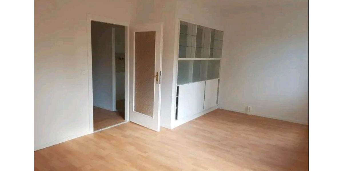 Etagenwohnung Cottbus - 1 Zimmer, 49 m&sup2;, 480&euro; | Angebot:24655356
