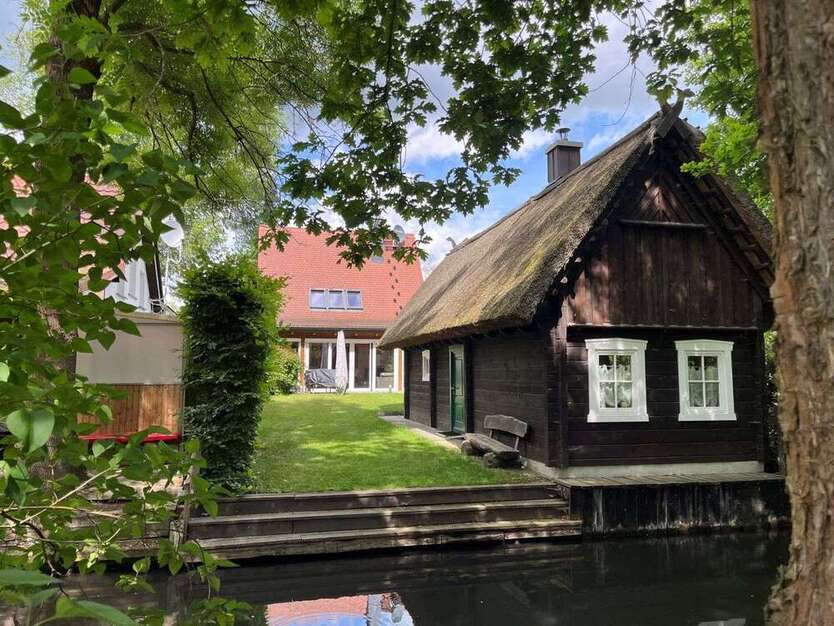 Haus zum Kaufen in LübbenauSpreewald 680.000 € 162 m²