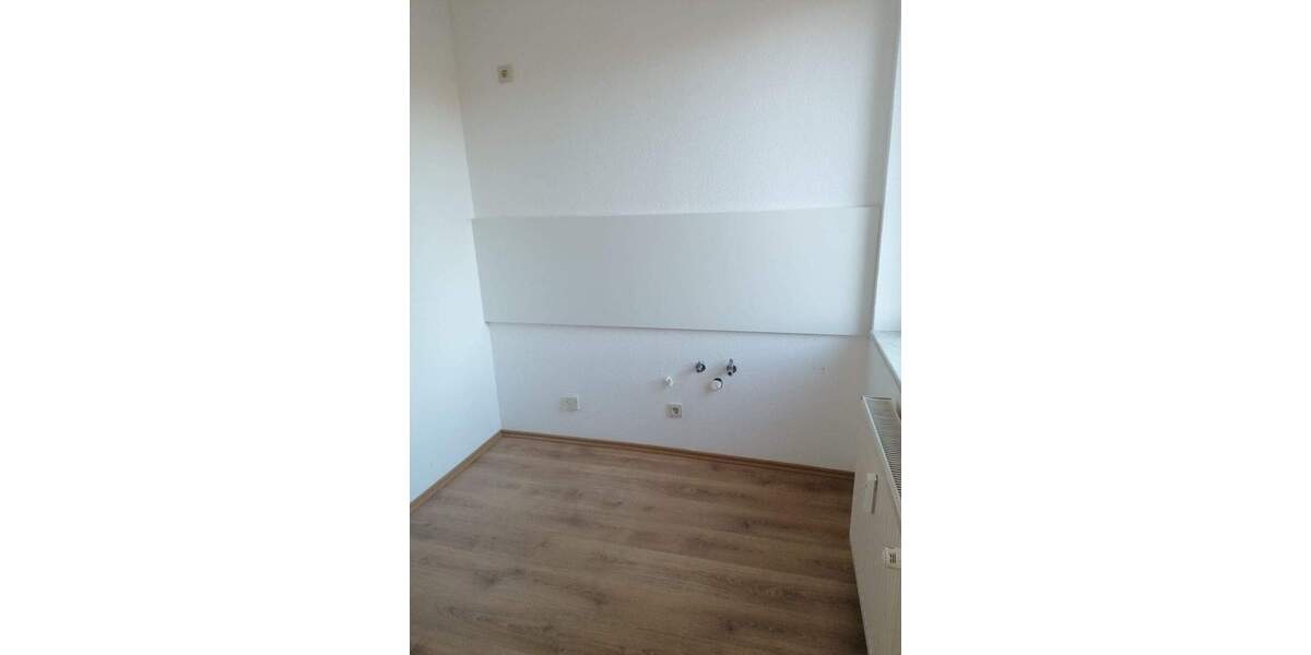 Etagenwohnung Neupetershain - 3 Zimmer, 68 m&sup2;, 408&euro; | Angebot:25799859