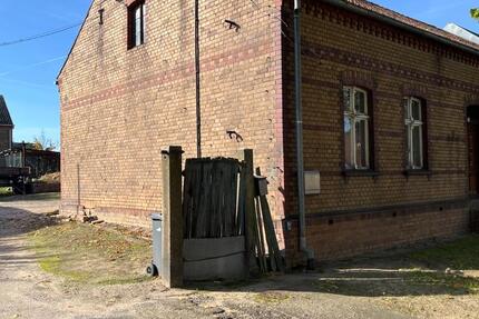 Dreiseithof mit Nebengelass inkl. zwei Baugrundstücken 5 zimmer