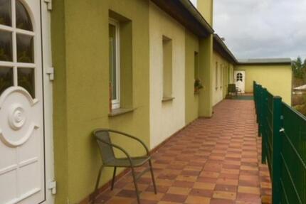 Zwei-Raum Wohnung in Forst .Renoviert in angenehmer Wohnanlage zimmer