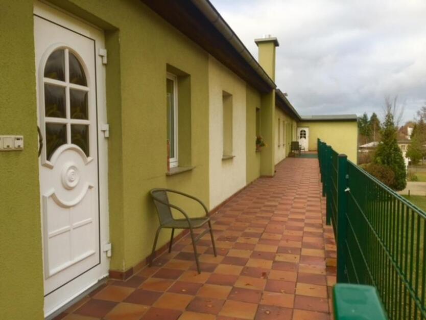 Zwei-Raum Wohnung in Forst .Renoviert in angenehmer Wohnanlage zimmer