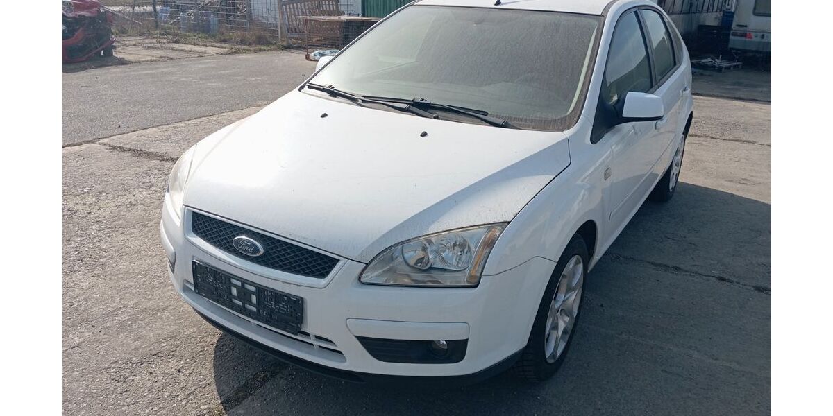 Ford Focus 117.000 km 1.999 &euro; Turnow-Preilack 03185