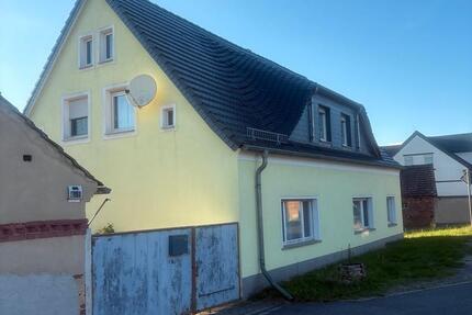 Haus Kolkwitz - 6 Zimmer, 180 m&sup2;, 150.000&euro; | Angebot:27181410