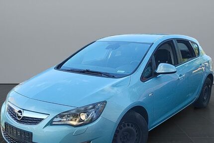 Opel Astra 105.000 km 5.950 &euro; Lübbenau / Spreewald 03222